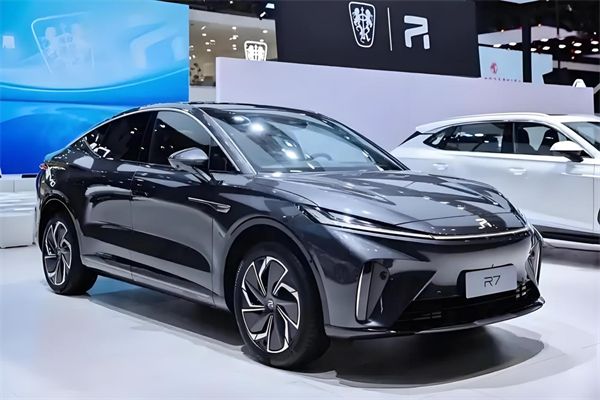 ng28相信品牌的力量：越过2024年的“极点”，在2025进入新的速度和节奏