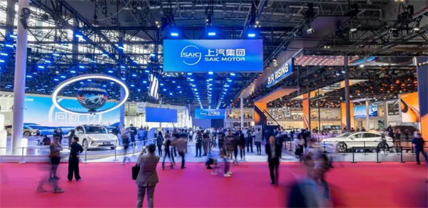 ng28相信品牌的力量2025，山登绝顶我为峰！