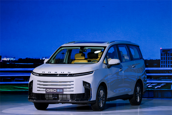 大空间、更省钱、长续航，“国民家用MPV”上汽大通G50混动MPV开启预售，满足家庭用车、旅游出行等全需求！
